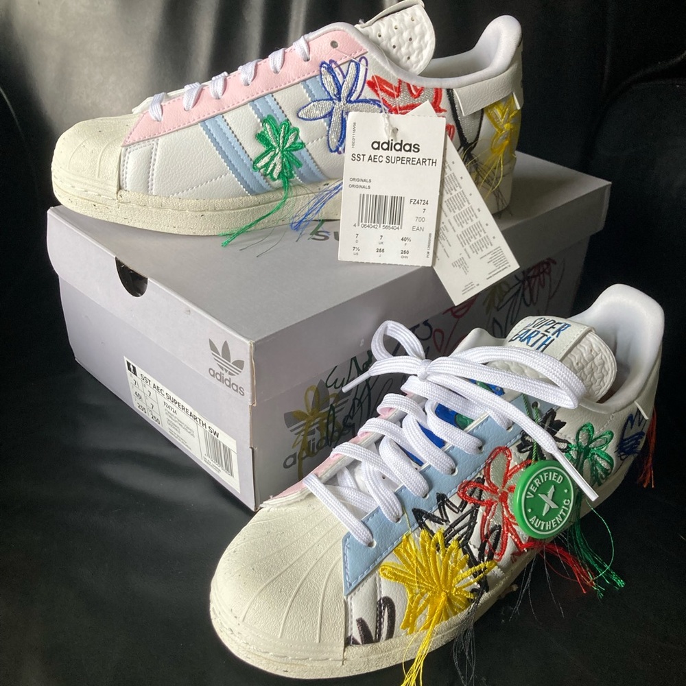 NEW WITH TAGS - Adidas Superstar by Sean Wotherspoon Superearth, Unisex/mens 7.5